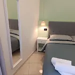 Residenza Geri - And Centro 4* Neapol