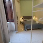 Bed & Breakfast Residenza Geri - And Centro Neapol