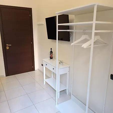 Residenza Geri - And Centro 4* 那不勒斯