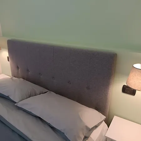 Residenza Geri - And Centro 那不勒斯