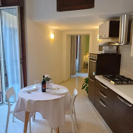 Residenza Geri - And Centro 4* 那不勒斯