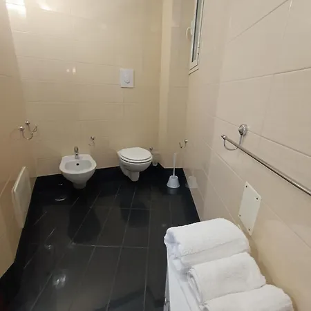 Residenza Geri - And Centro 4*