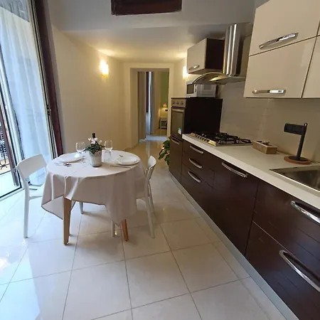 Residenza Geri - And Centro 那不勒斯