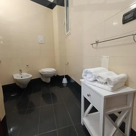 Residenza Geri - And Centro 4* 那不勒斯